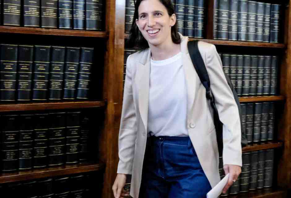 Elly decide tutto, Bonaccini sogna e Conte teme una donna