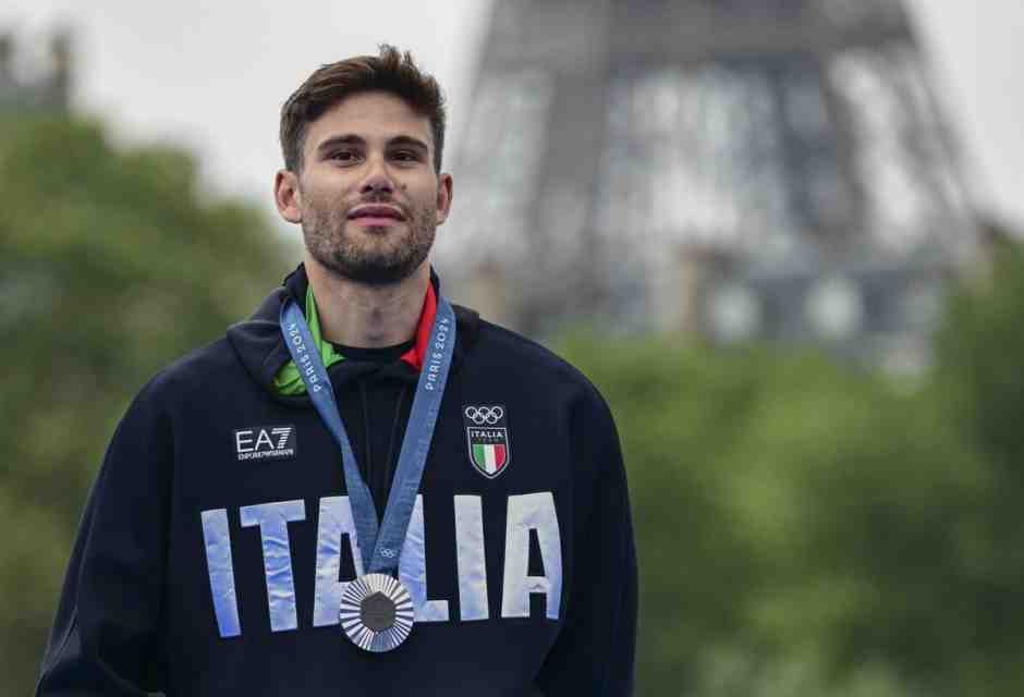 I primi tre bronzi dell'Italia a Parigi (sotto lo sguardo di Mattarella)