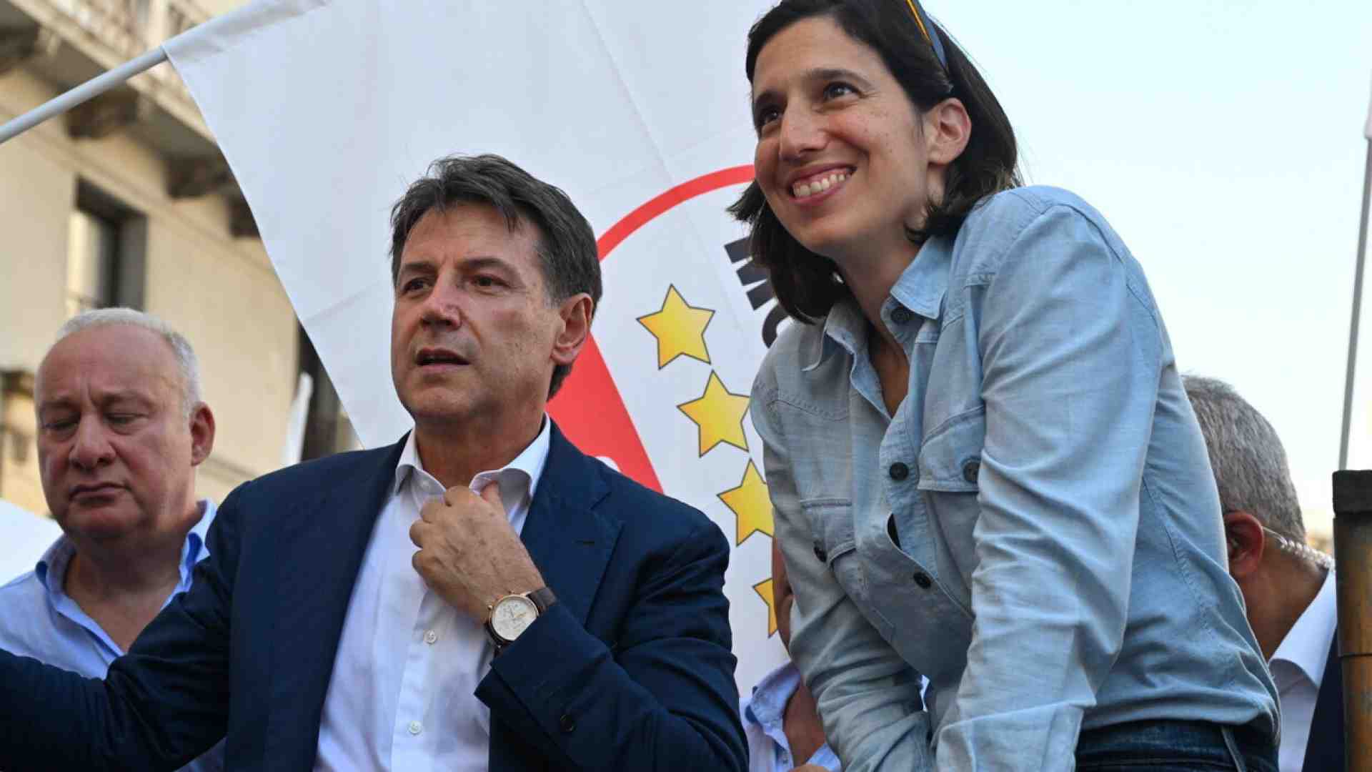 Campi larghi cercansi. Il Pd crede a Renzi sulla fine anticipata della legislatura