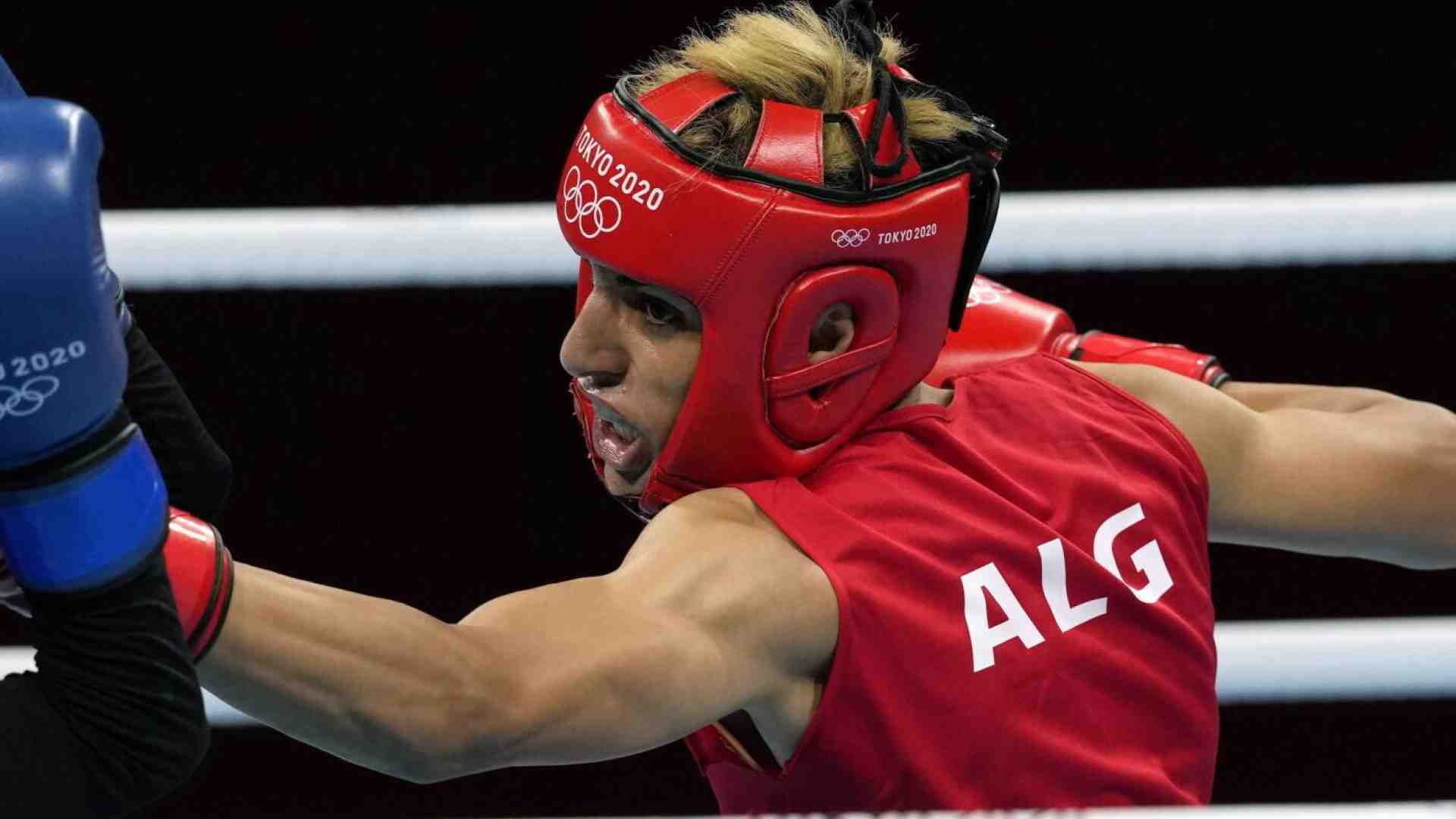 Sulle boxer trans che a Parigi 2024 gareggiano con le donne ascoltate Rowling