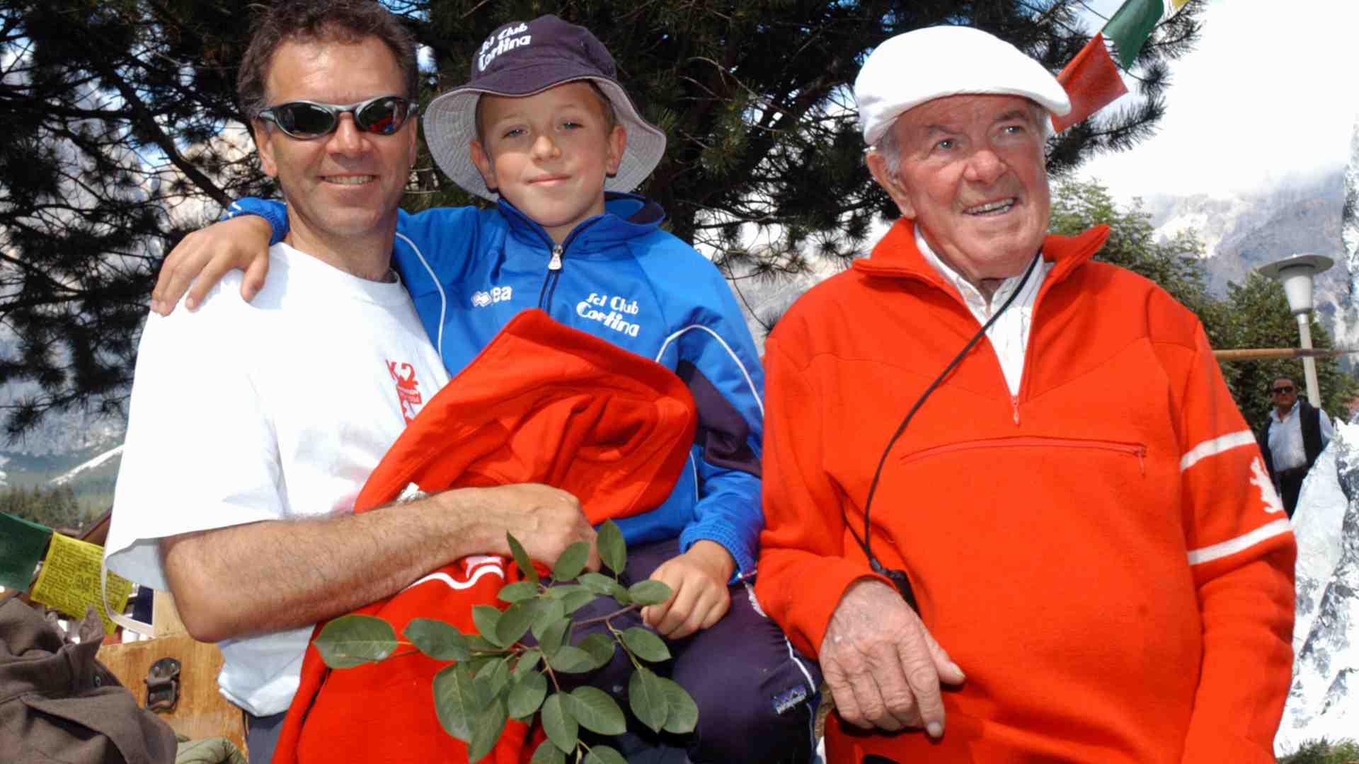 Cortina celebra Lino Lacedelli, che per primo arrivò sulla vetta del K2