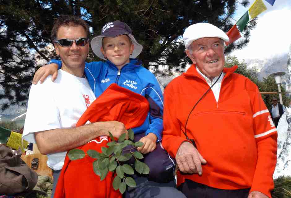 Cortina celebra Lino Lacedelli, che per primo arrivò sulla vetta del K2