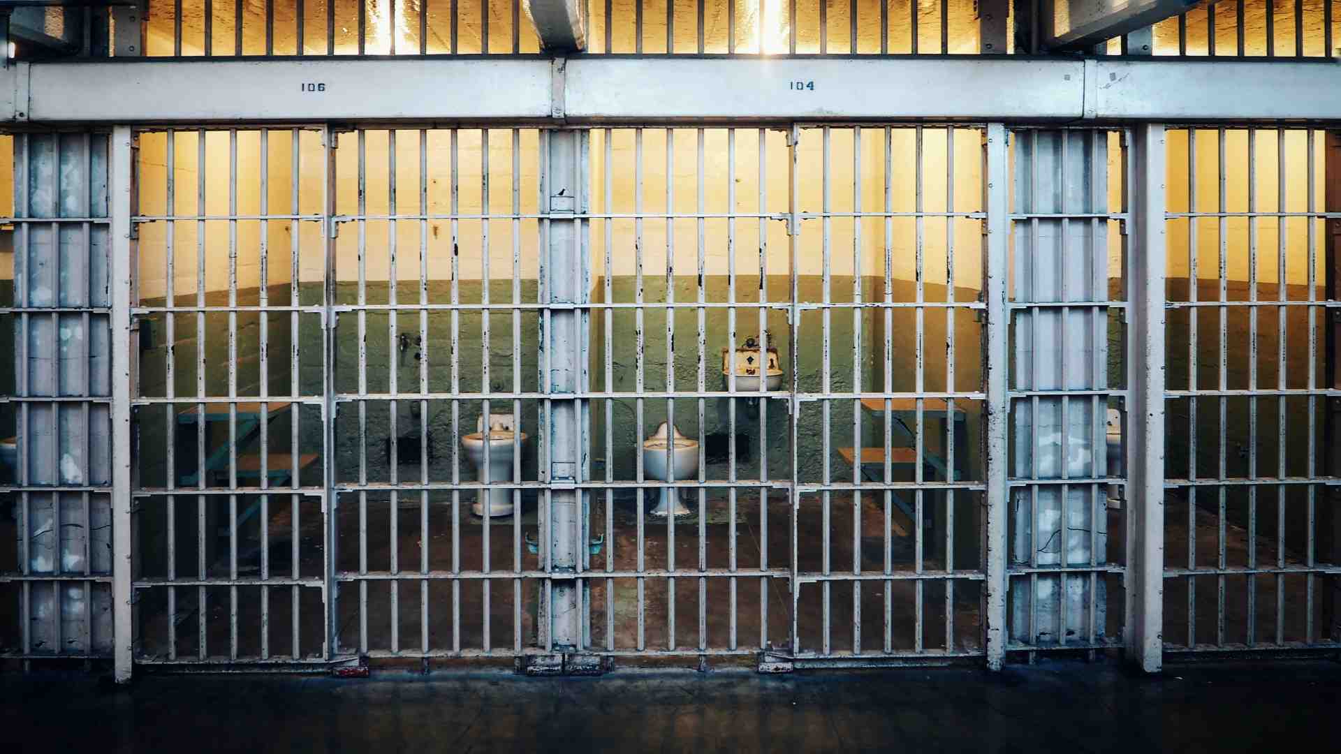 I suicidi nelle carceri rappresentano il suicidio dello stato di diritto