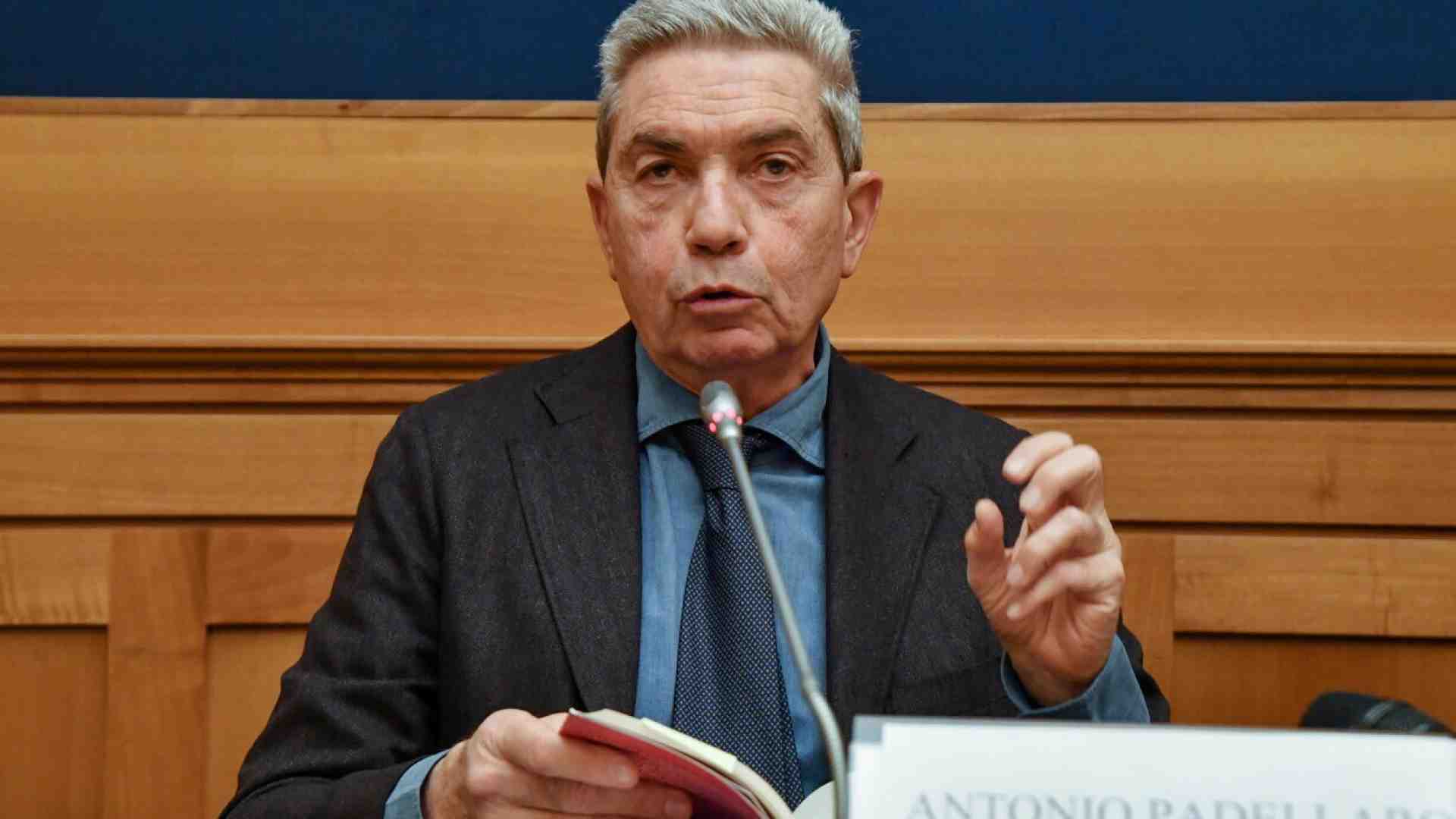 "Meloni, attenta: serve più attenzione per la stampa. Ma rievocare l'editto bulgaro fa ridere", ci dice Padellaro