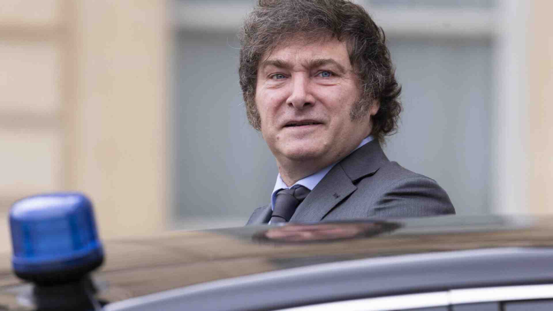 Milei e Lula di fronte a Nicolas Maduro