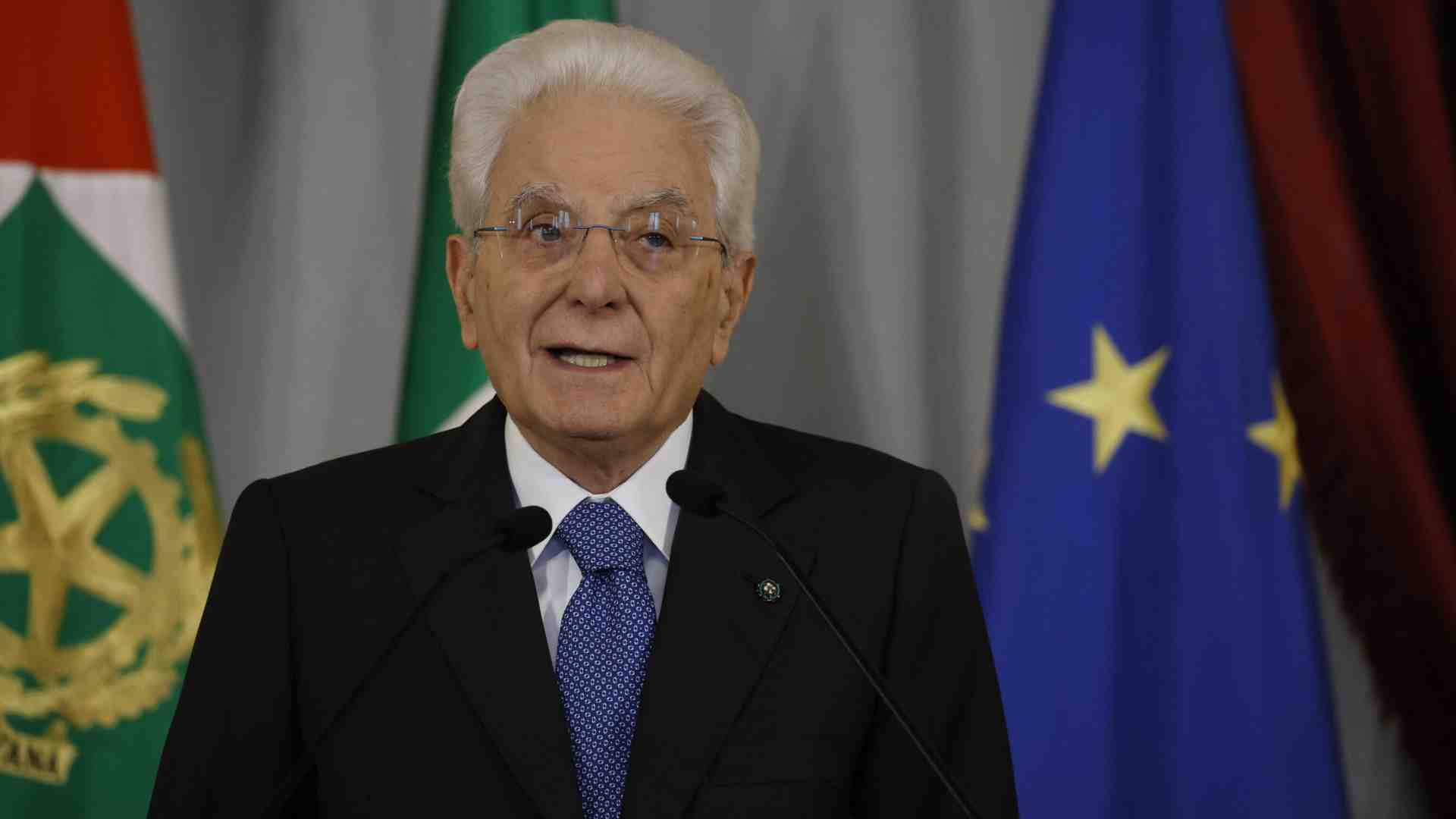 Mattarella sulla strage di Bologna: "Ferita insanabile. Monito per le nuove generazioni"