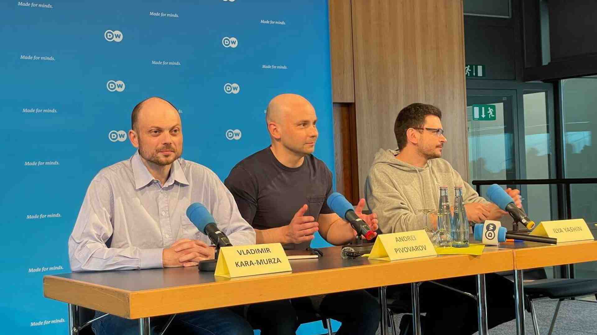 L'esilio scomodo e rischioso degli eroi russi