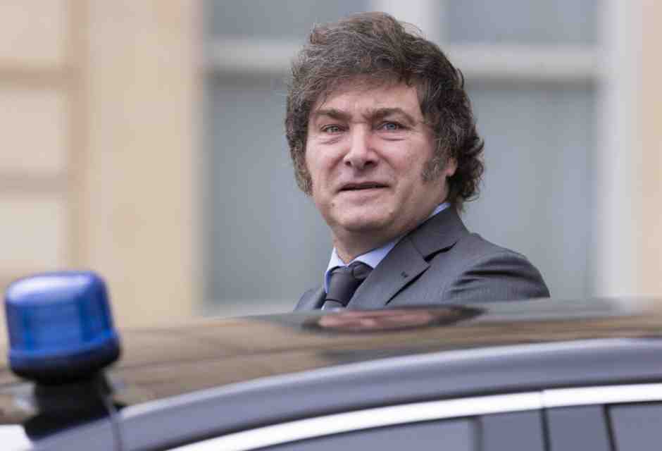 Milei e Lula di fronte a Nicolas Maduro