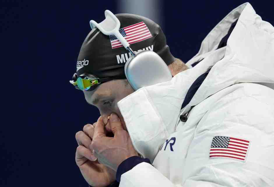 La sparizione degli accappatoi a bordo piscina (non solo) a Parigi 2024