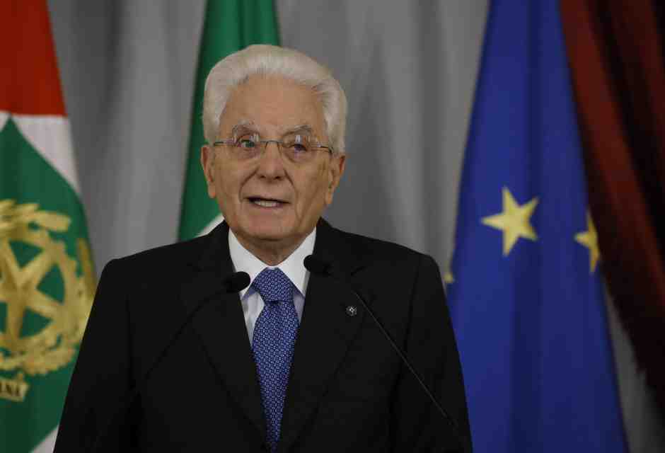 Mattarella sulla strage di Bologna: "Ferita insanabile. Monito per le nuove generazioni"