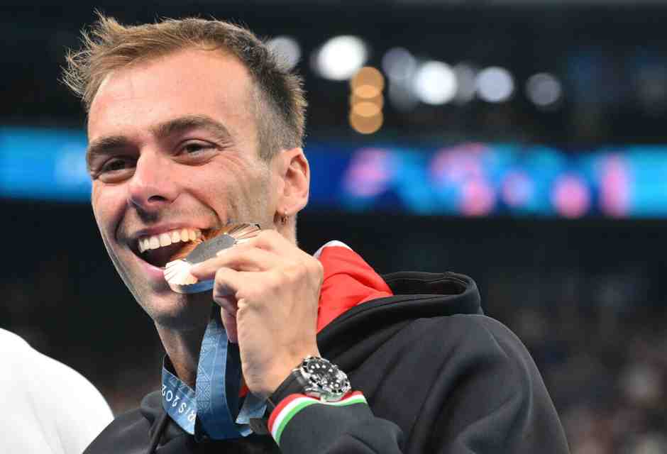 Dietro ai grandi nuotatori c'è sempre un grande allenatore