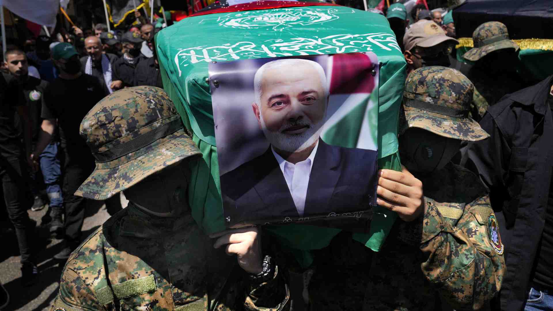 “Terrorista moderato”. Le piroette dei giornali su Haniyeh e un libro del Corsera