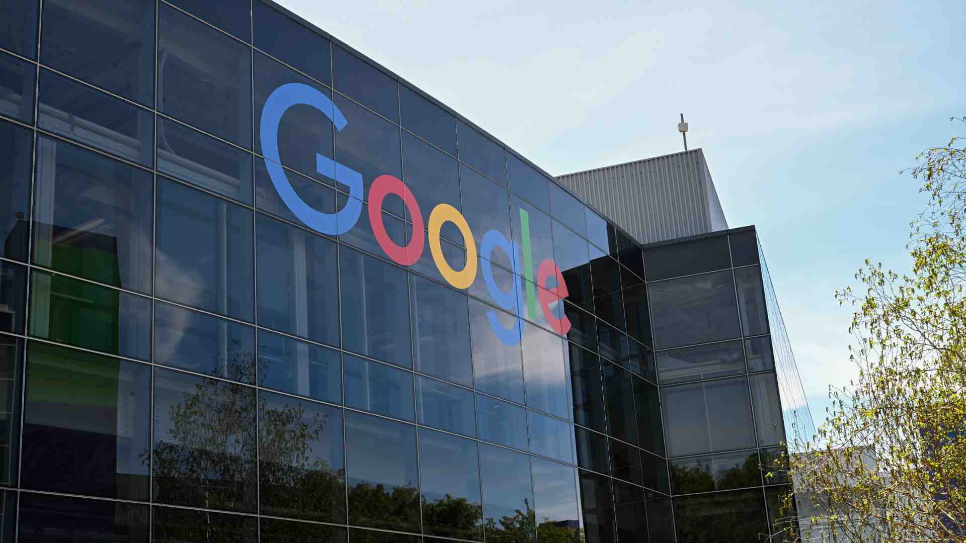 Google e l’Antitrust. Il  rischio calcolato e il problema che si apre per i regolatori europei