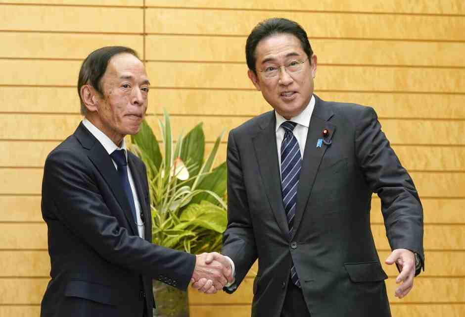 Tutto inizia e finisce in Giappone, dove il crollo della Borsa è un giorno della marmotta