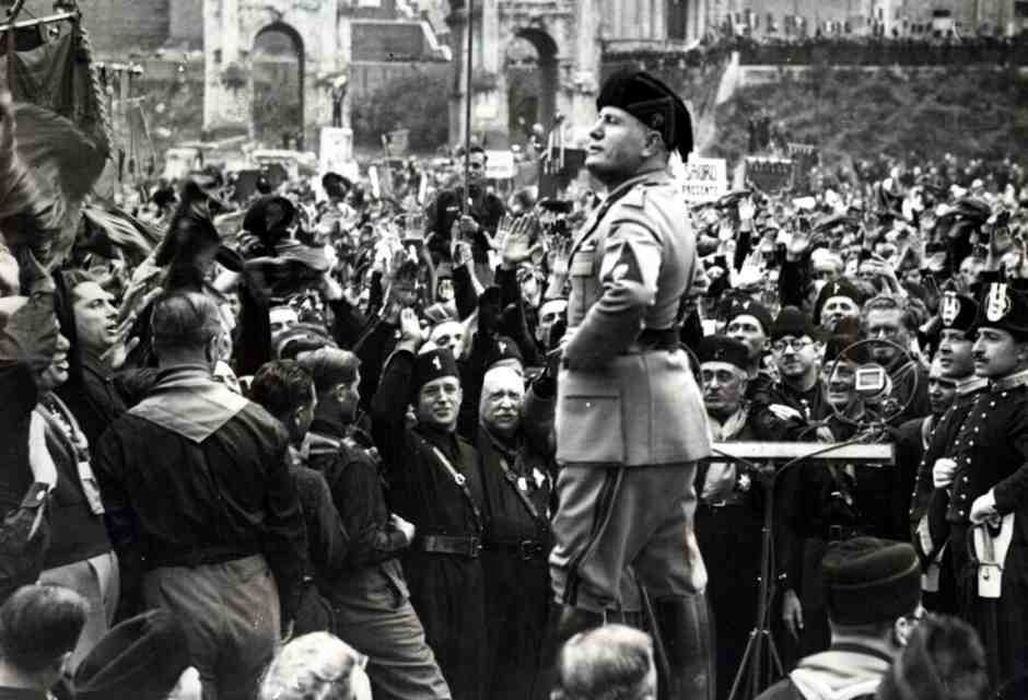 Il piccolo incubo del carnevale antifascista