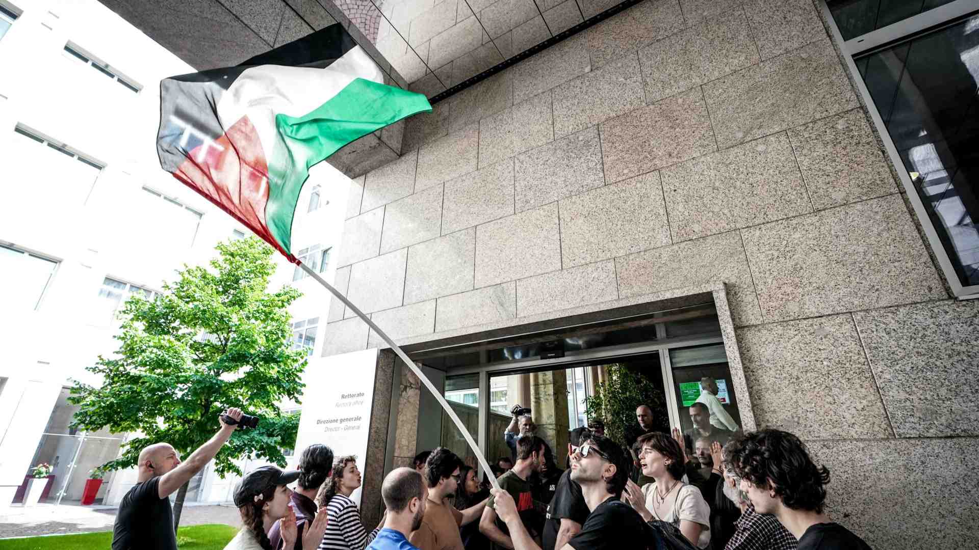 La scusa anti Israele di pensarla esattamente come i professori all'università