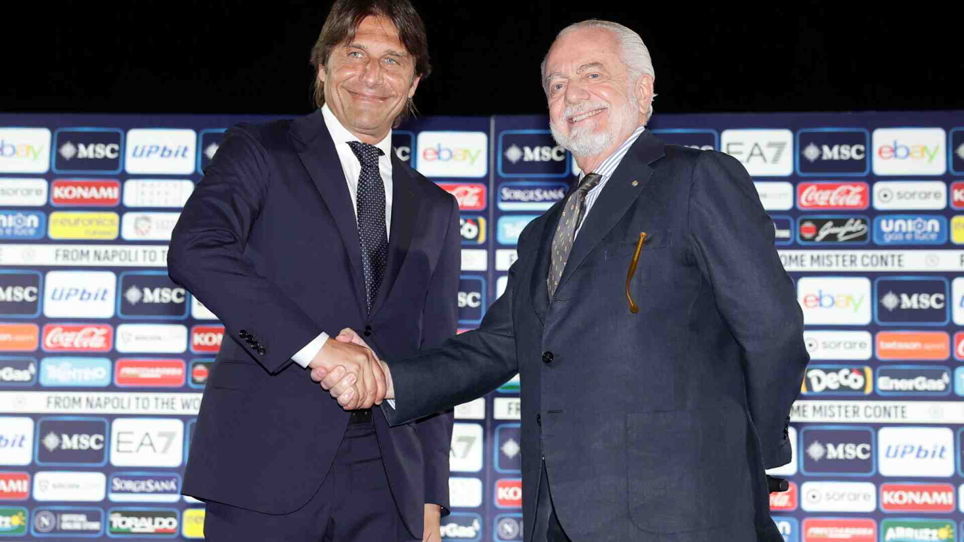 La prima volta di Conte al Maradona. Massimo Mauro: “Era l’uomo giusto per la Juve, lo sarà per il Napoli”