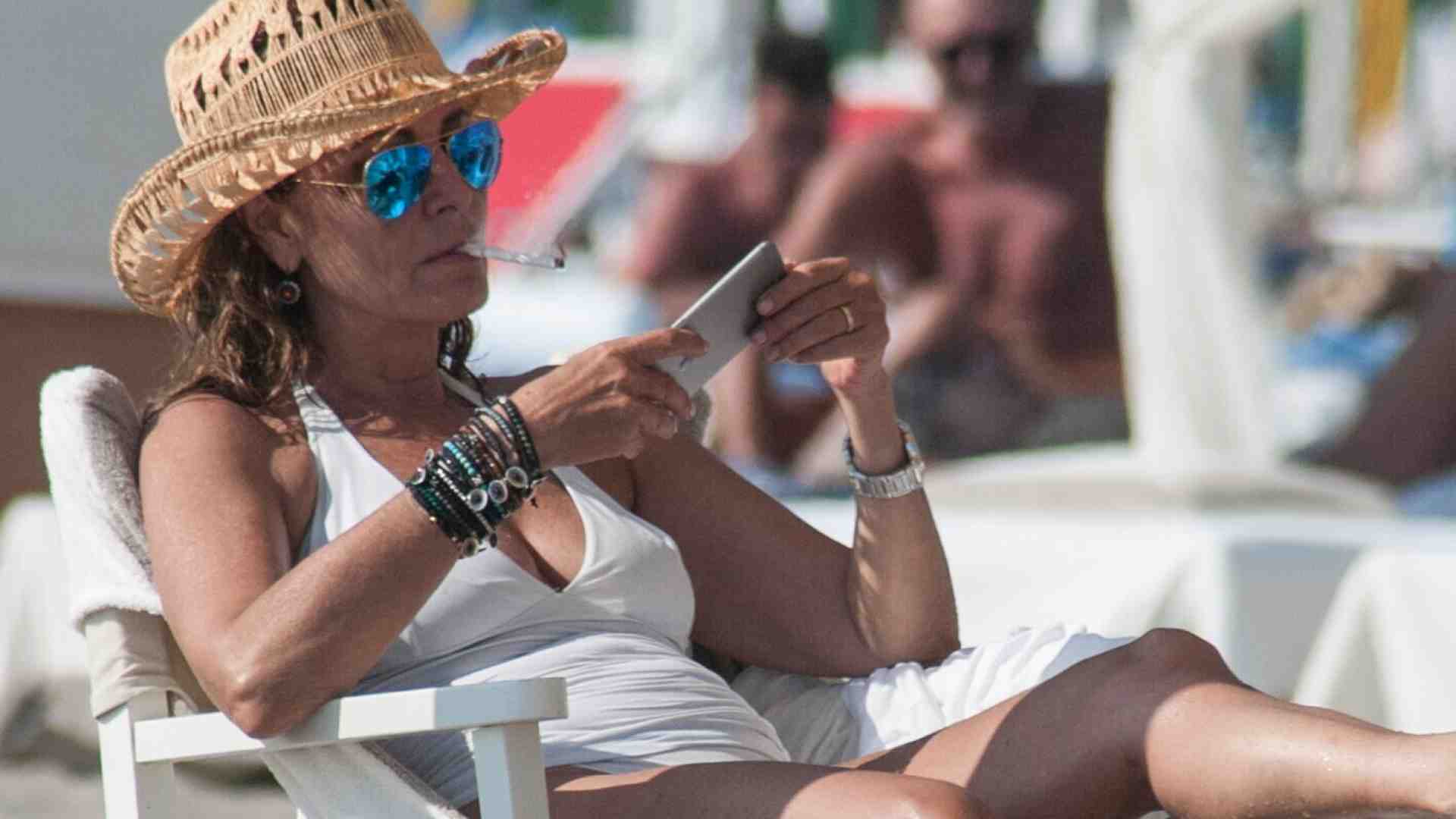 I balneari in sciopero, FdI la scarica, Caramanna si muove da ministro. Ma Santanchè dice: “Va tutto bene”