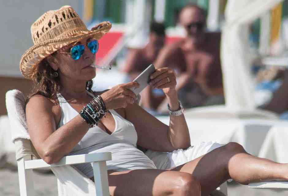 I balneari in sciopero, FdI la scarica, Caramanna si muove da ministro. Ma Santanchè dice: “Va tutto bene”