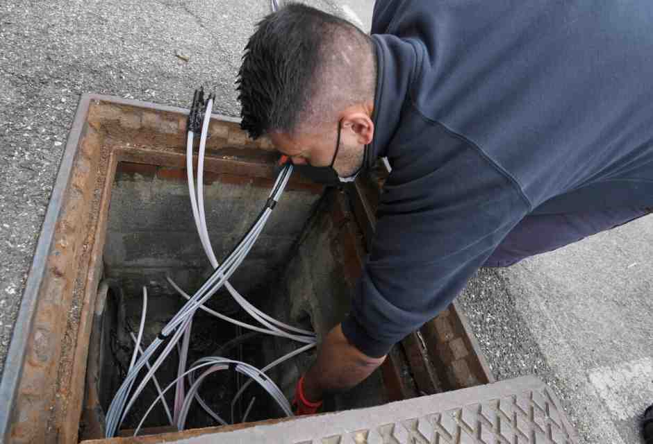 Più fibra per tutti. L’Italia ha fatto passi avanti sulla connessione veloce, ma ora è in difficoltà