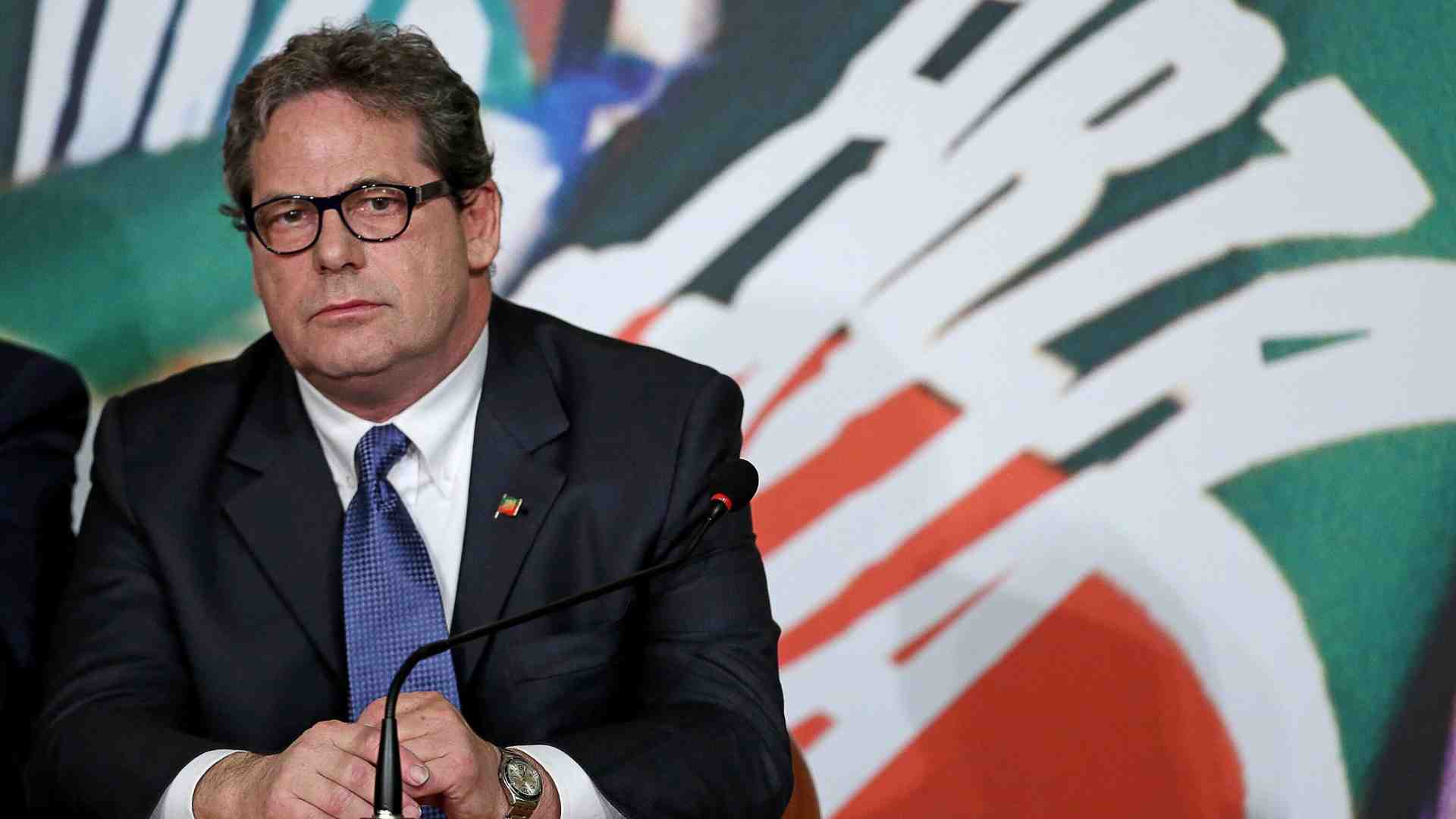 Gianfranco Miccichè lascia Forza Italia. Aveva fondato il partito insieme a Berlusconi