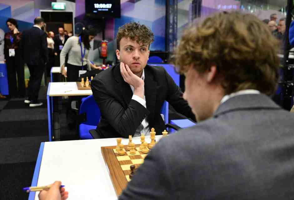 Tutti contro Niemann, 21enne prodigio degli scacchi