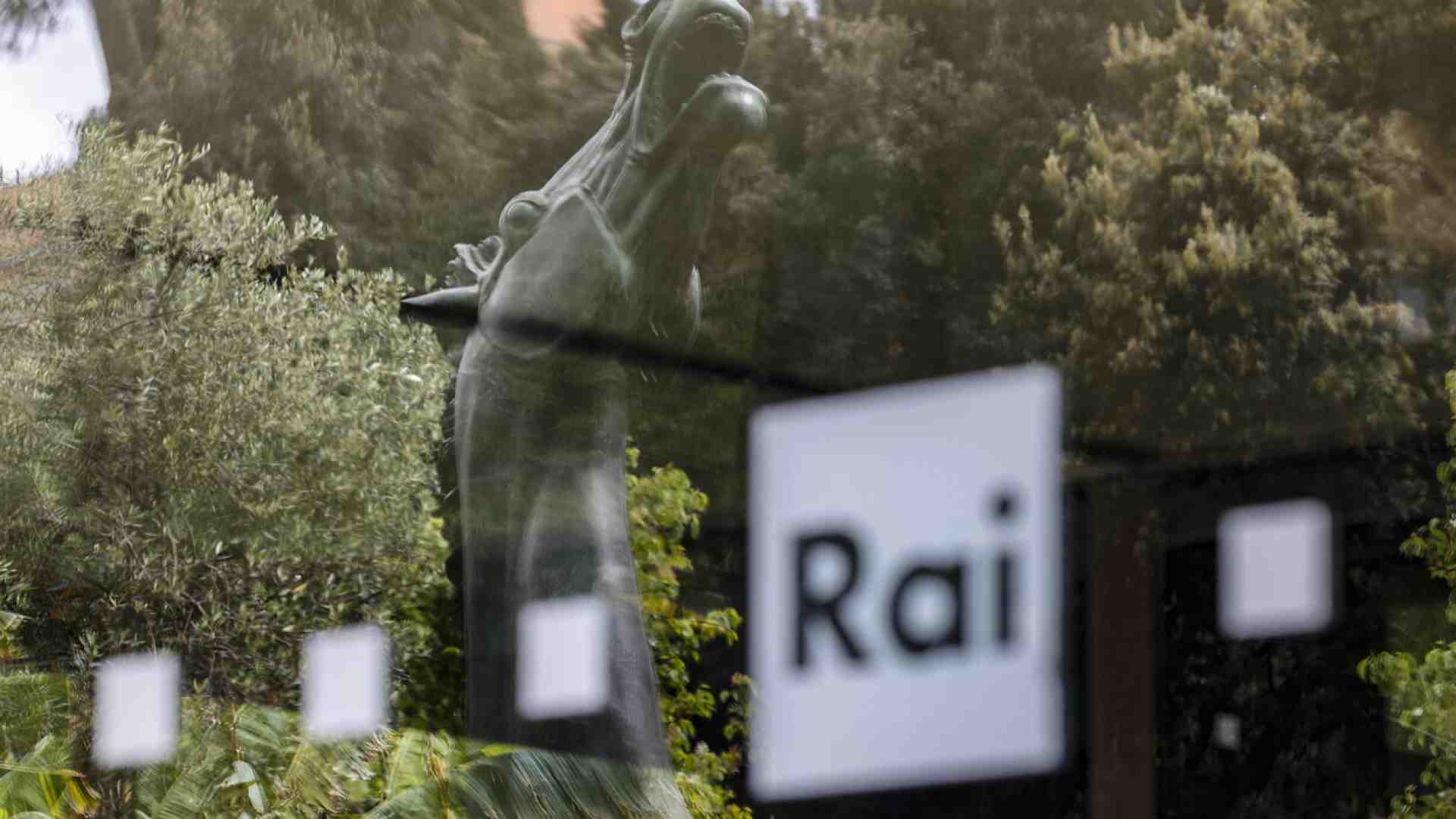 Il Tg1 cala negli ascolti e a lamentarsi sono i vertici (di destra), il cdr e il direttore