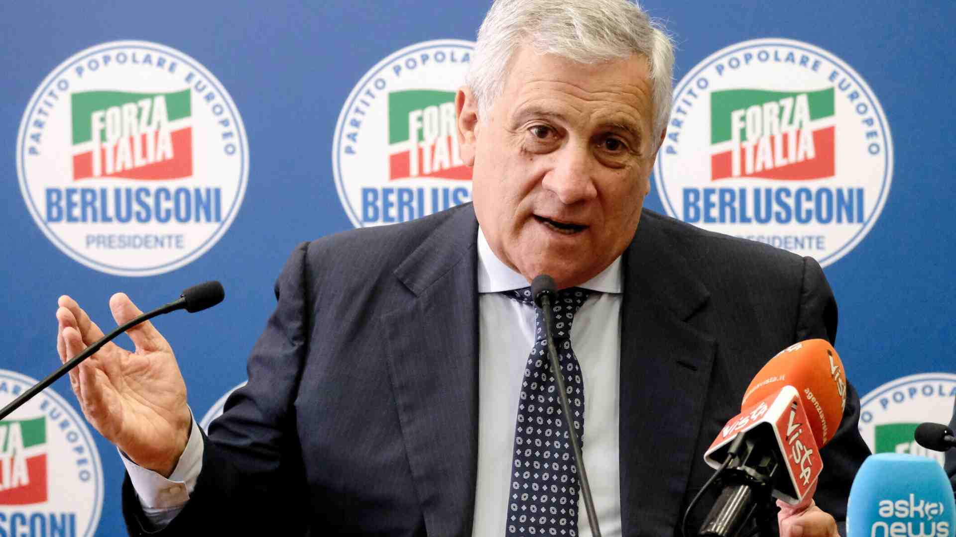 Ius soli o scholae, aspettiamo i fatti. Ma la disponibilità di FI sulla nuova cittadinanza è un bene