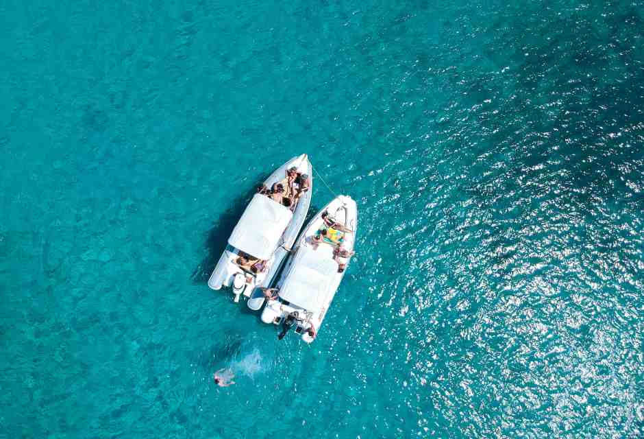 In barca l'infelicità è impossibile (se hai gli amici giusti)