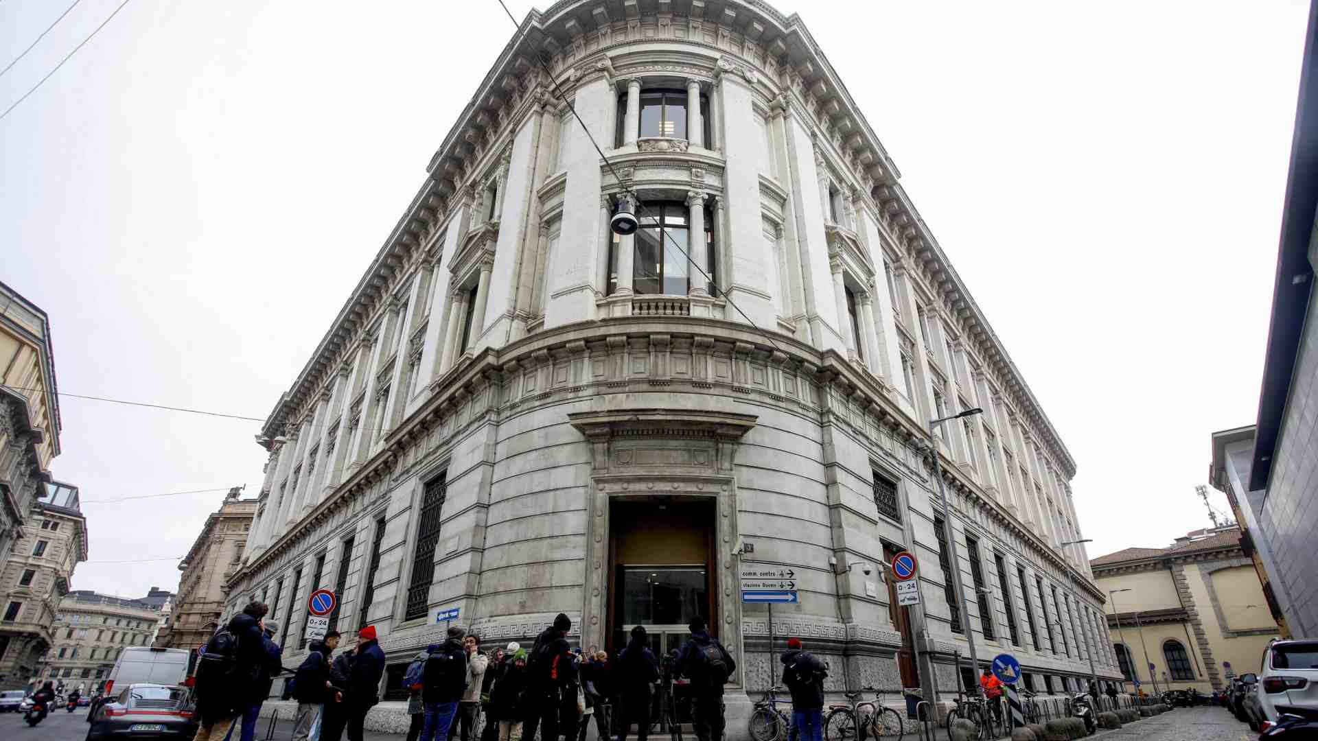 Debito record e interventi lenti, aumentano le entrate ma non basta: i dati di Bankitalia