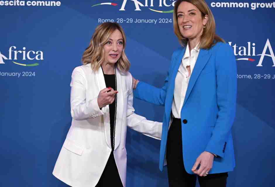 Meloni e l'assillo commissario Ue. In Valle d'Itria arriva anche Metsola