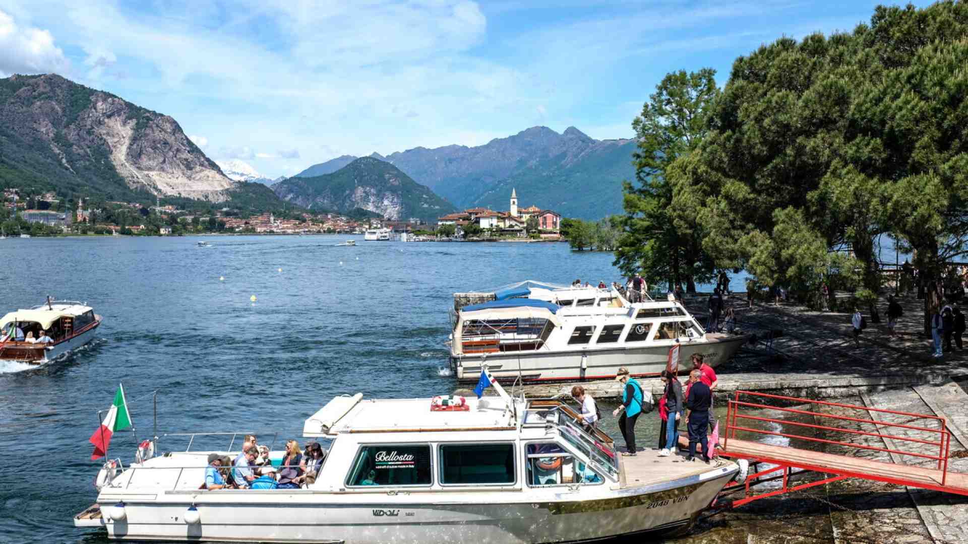 Suoni e vita degli alberi del violoncellista Brunello (e anche di Abbado) sul Verbano
