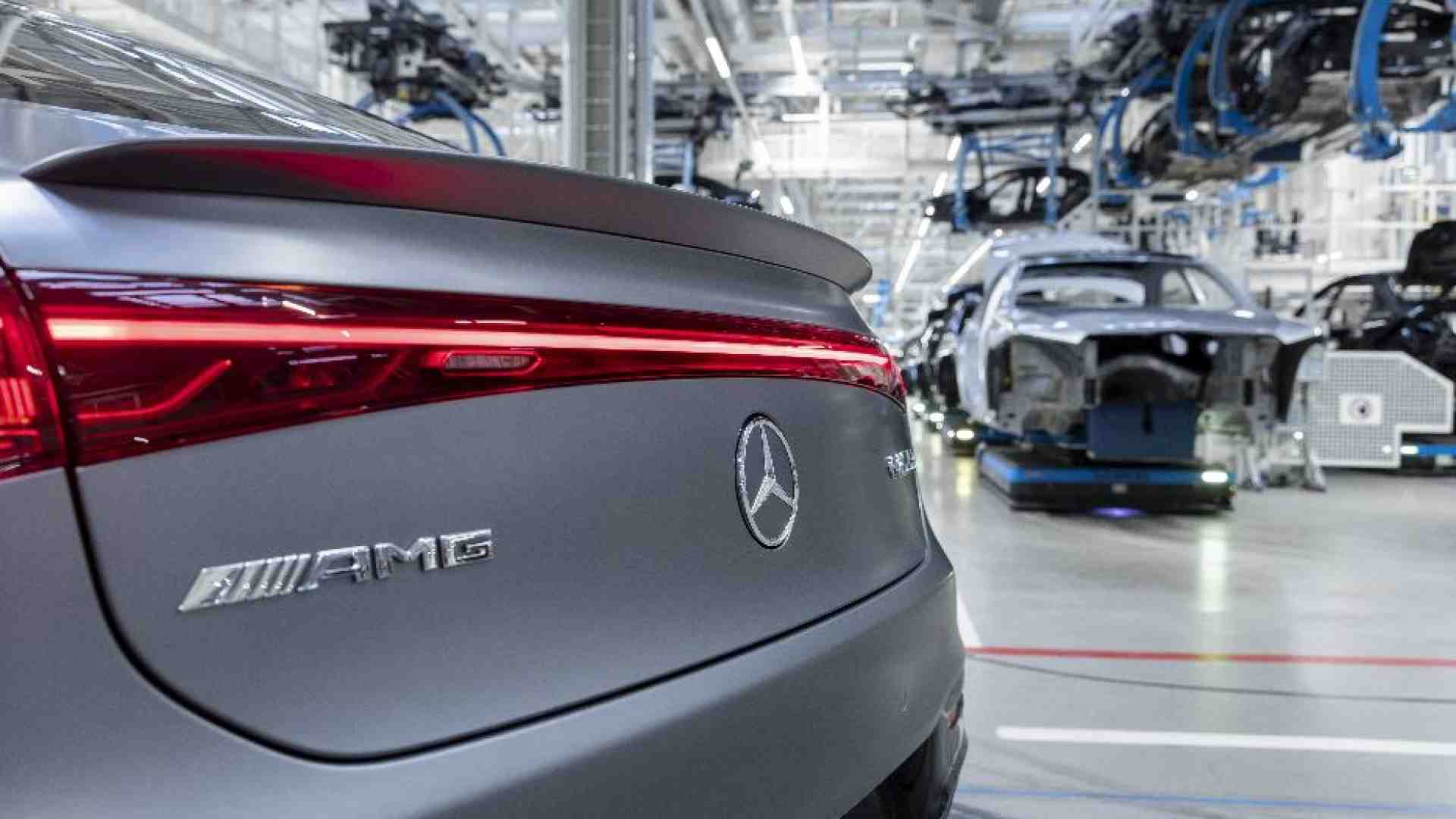 L'escalation cinese sui dazi: dopo i formaggi, le auto di grossa cilindrata