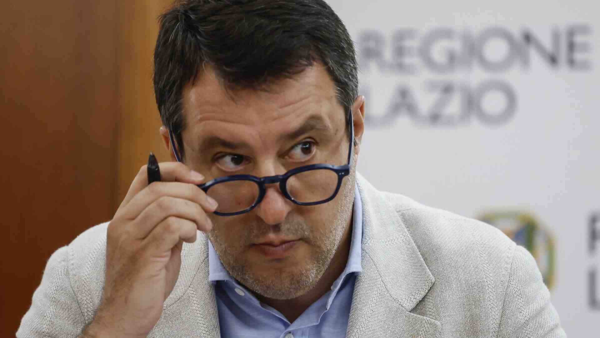 Giù le mani da Salvini