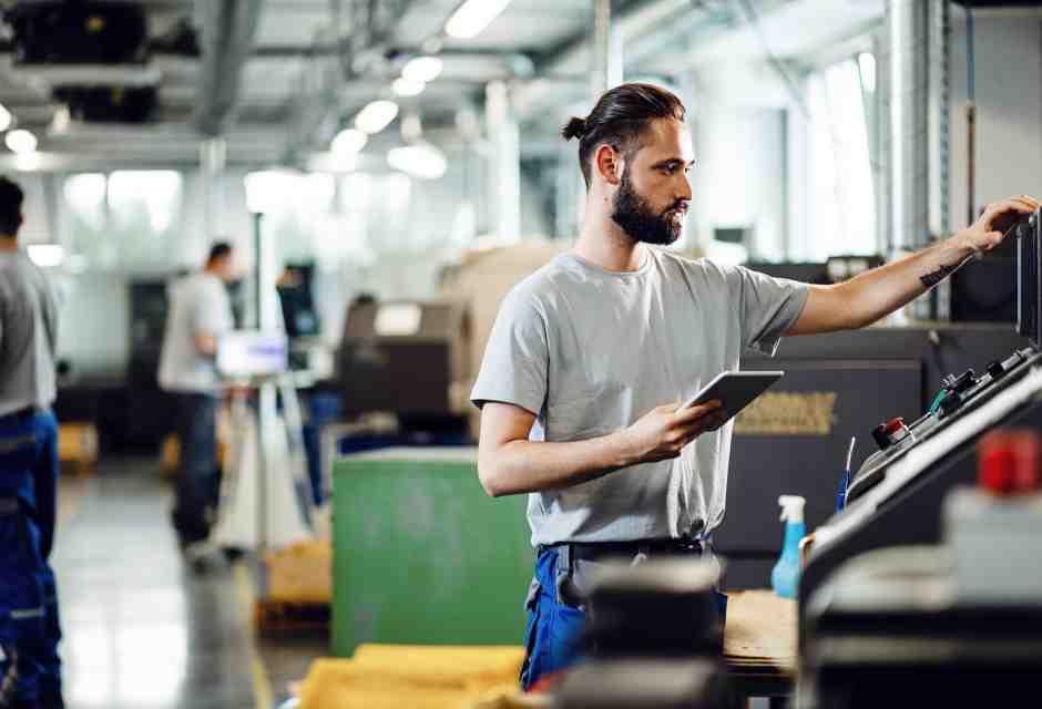 A luglio cresce l'occupazione: +56 mila lavoratori. Scendono i disoccupati