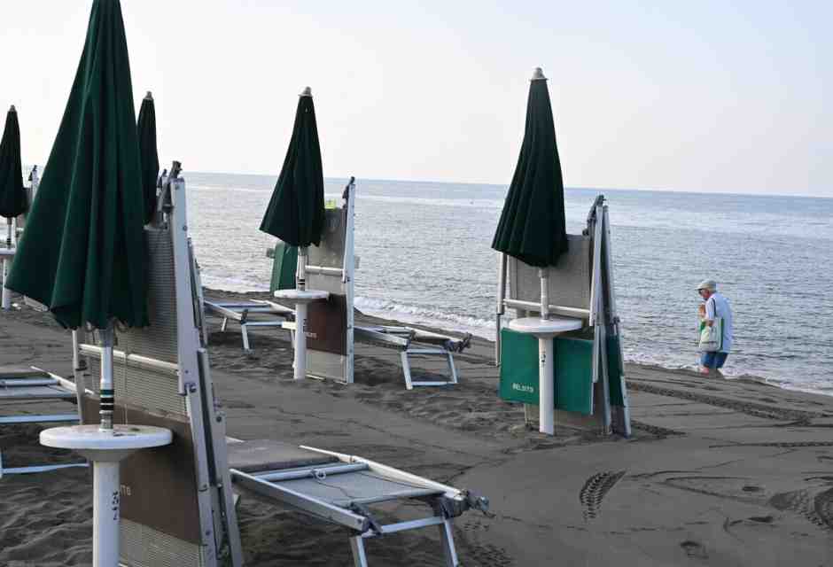 Il governo si prepara alla Bolkestein cercando di ridurre lo scontento