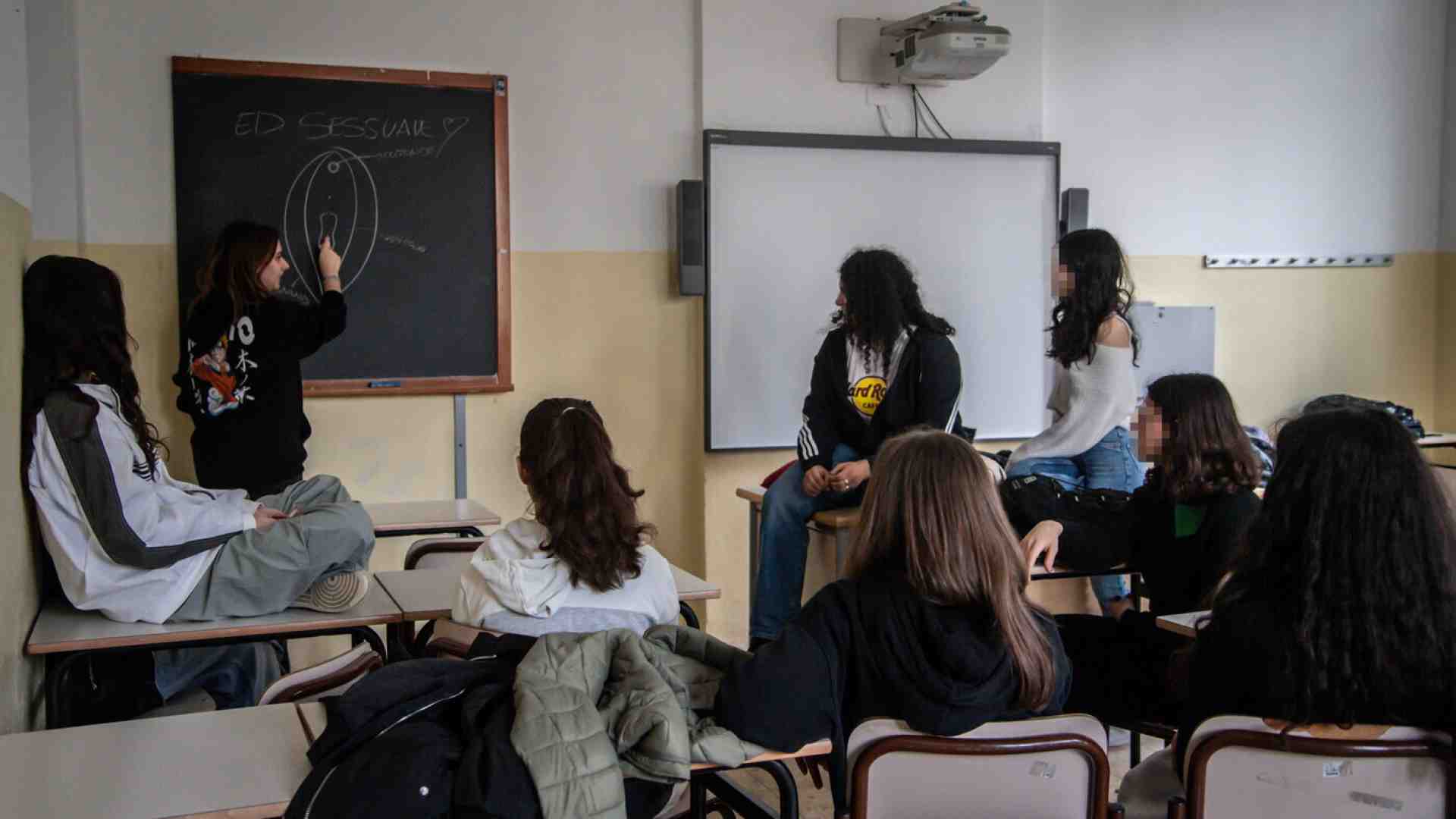 Abolire le classi. Il caso della scuola di Bolzano e un’idea per superare un anacronismo