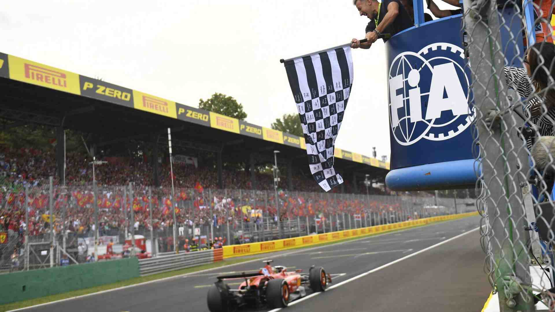 A Monza vince Charles Leclerc, vince la Ferrari di Vasseur