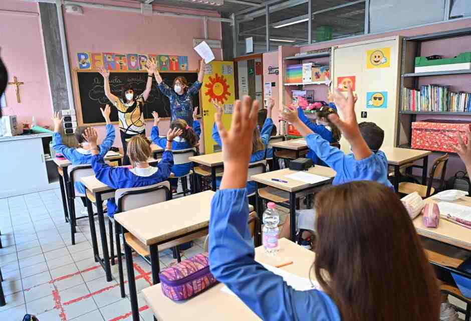 La scuola in crisi. Che fine ha fatto la gratuità del processo educativo? Ribaltare le tre “I”