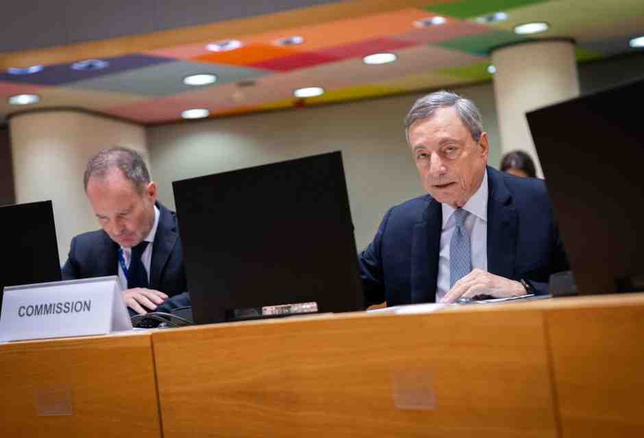 Draghi presenta a Bruxelles il rapporto sulla competitività e chiede riforme "senza precedenti"