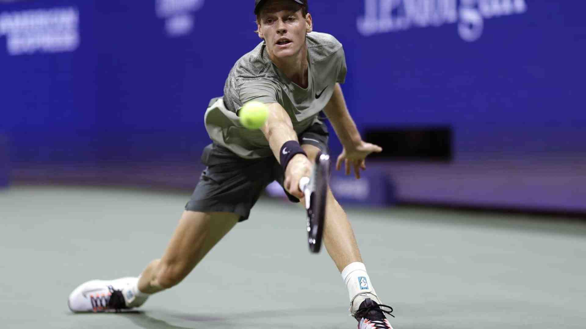 Sinner ha scoperto in fretta il mondo là fuori, fatto di trappole e brutti tradimenti