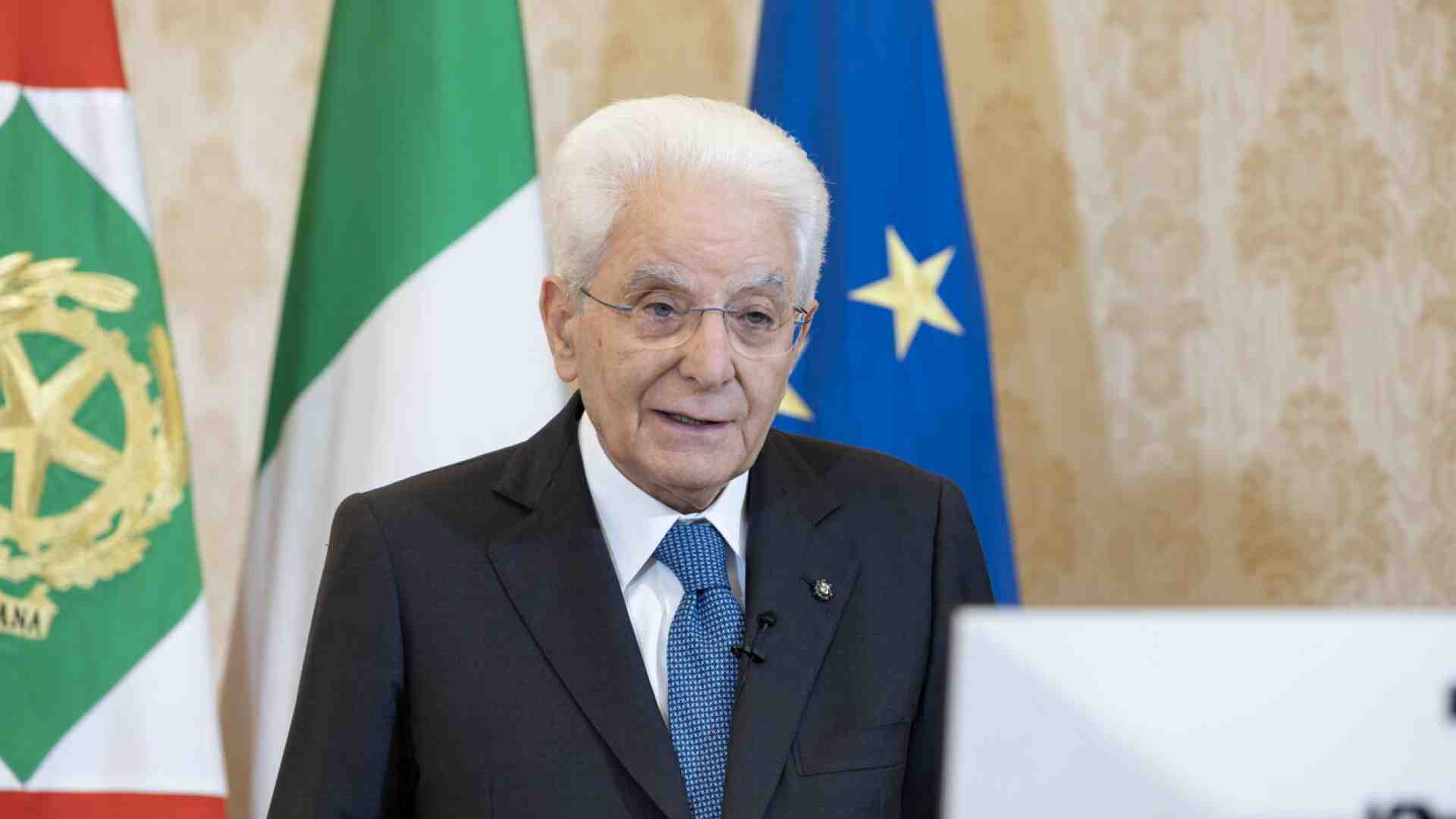 Mattarella al Forum di Cernobbio: "L'Europa è incompiuta, non bisogna temere le riforme"