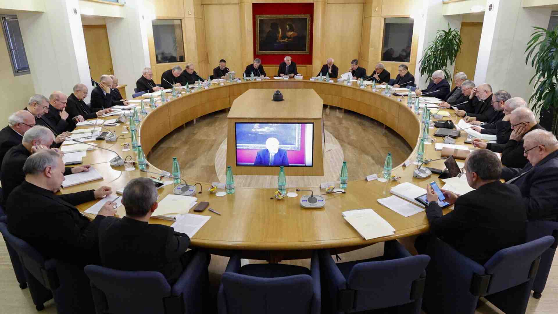 Il Partito di Dio. Sepolta la Dc e spariti i riferimenti storici, i vescovi italiani tornano a dettare l’agenda