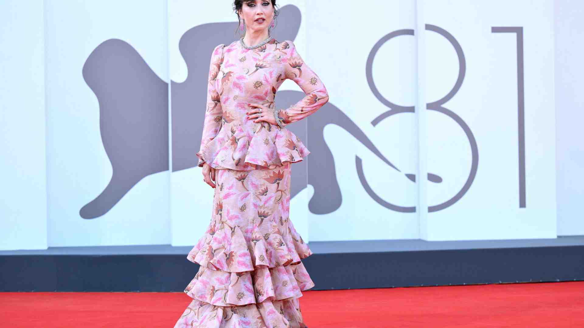 Il ritorno del poliamore in un film che spariglia mondi che non si parlano