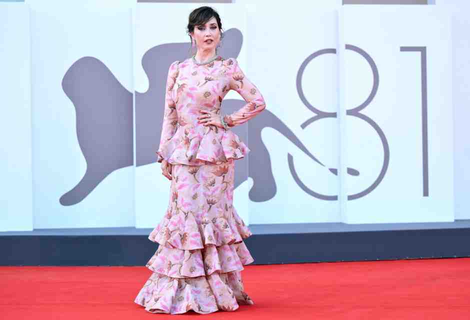 Il ritorno del poliamore in un film che spariglia mondi che non si parlano