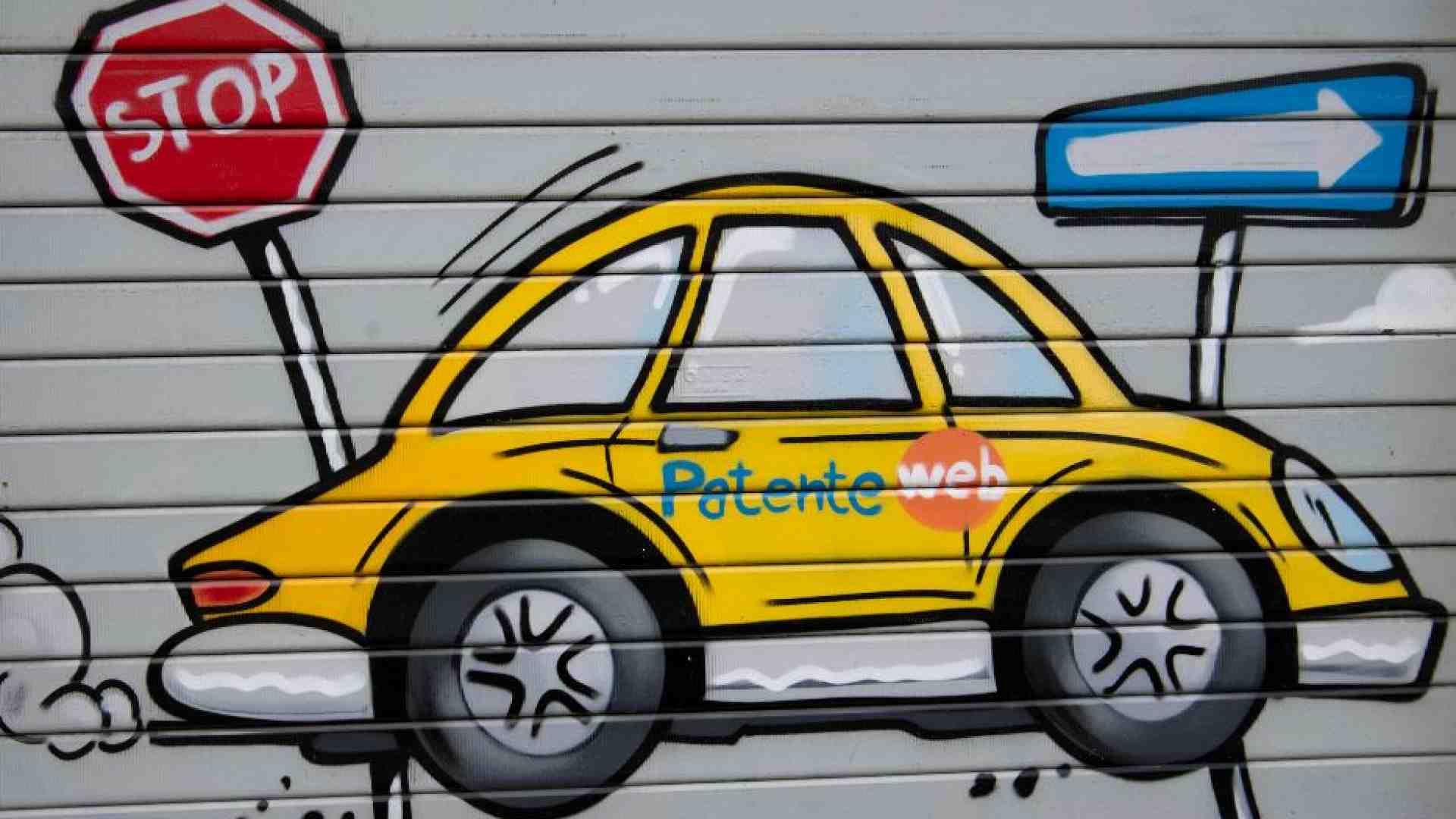 Troppe spese e nuova mobilità: ecco perché i giovani rinunciano all'auto