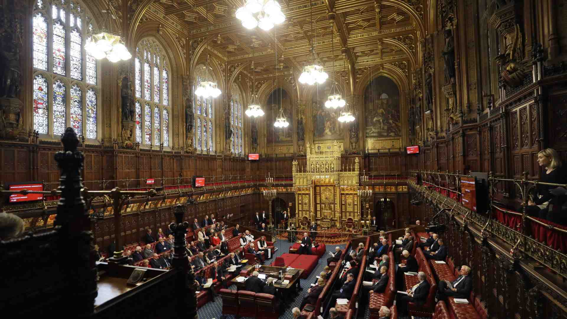 Abolire i Lord non fa avanzare la democrazia ma ci leva un po’ di deliziosa eccentricità