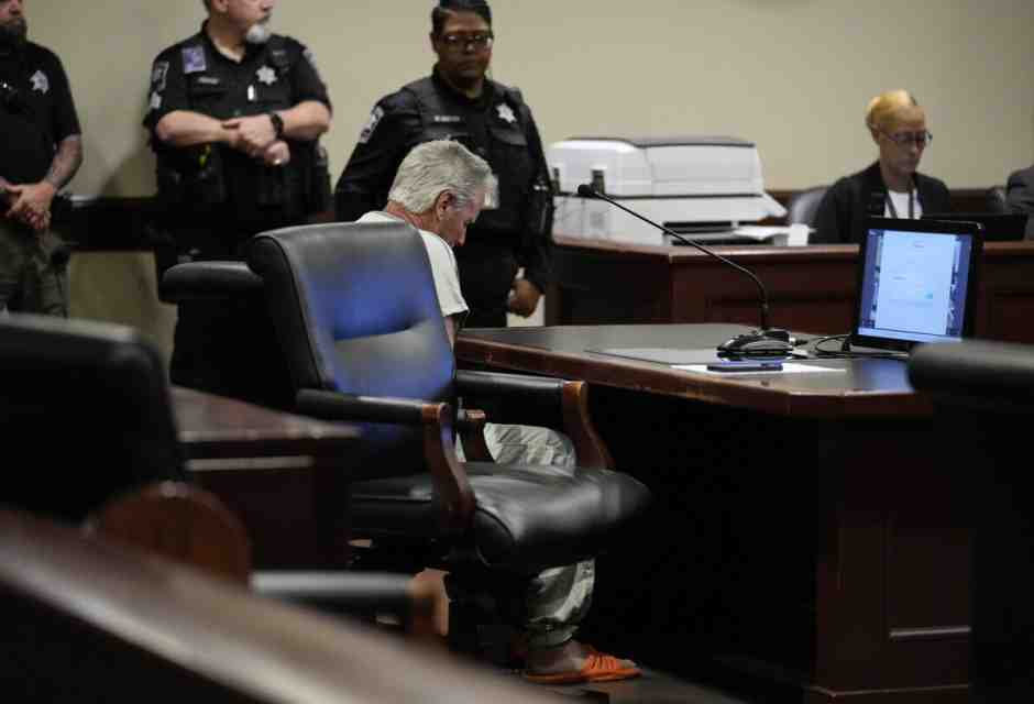 Quante colpe hanno le famiglie quando un figlio prende un’arma e spara