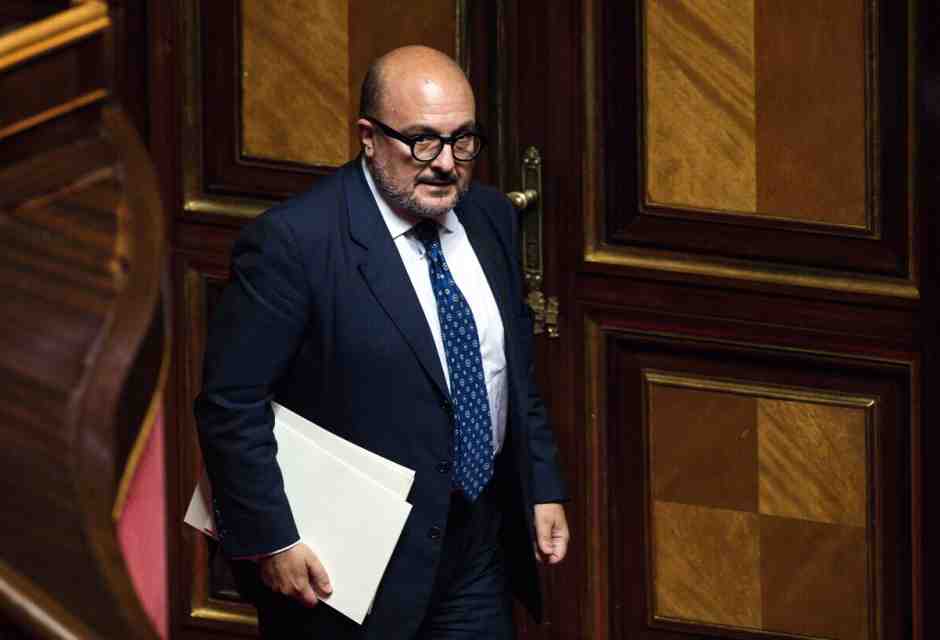 Sangiuliano è indagato per peculato, rivelazione e diffusione di segreto d'ufficio