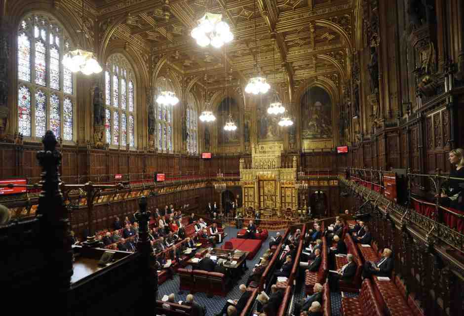 Abolire i Lord non fa avanzare la democrazia ma ci leva un po’ di deliziosa eccentricità